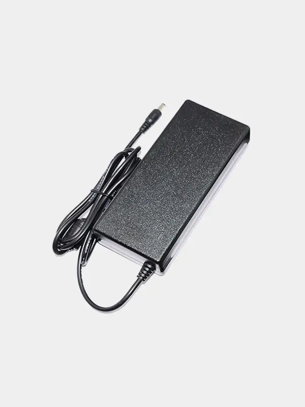 Desktop charger 12.6V 7A 100W